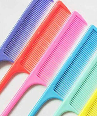 COLOURFUL TAIL COMBS